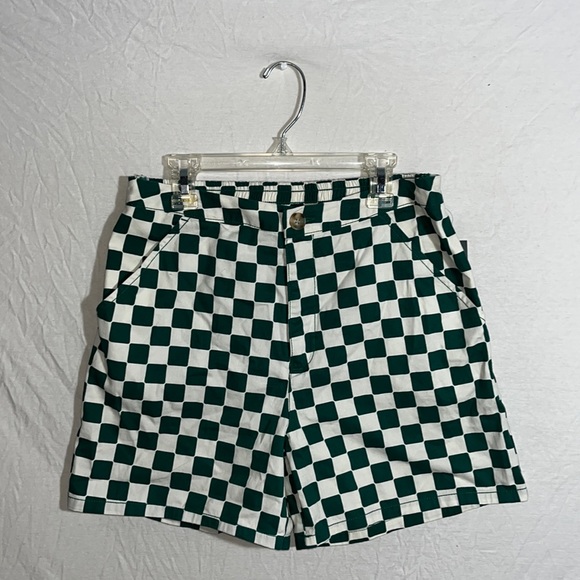 Target shorts, green and white checkered - Picture 1 of 3